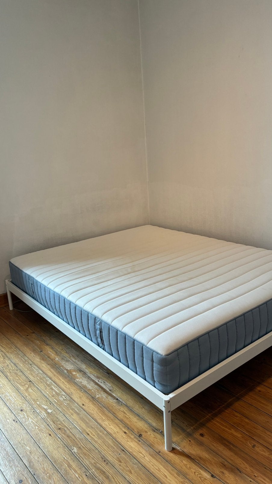 Bed + matras te koop, Huis en Inrichting, Slaapkamer | Bedden, Ophalen, Zo goed als nieuw