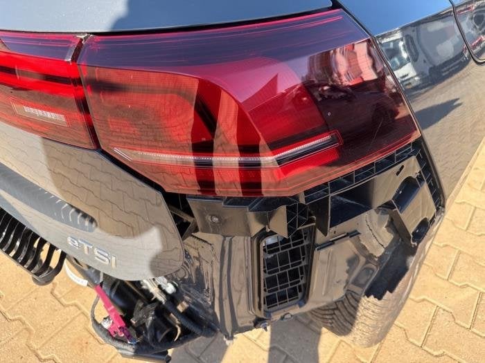 Achterlicht rechts van een Volkswagen Golf, Gebruikt, -, Volkswagen, -
