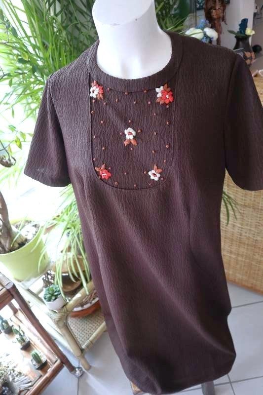 speciaal uniek vintage dressing jurk, Kleding | Dames, Maat 38/40 (M), Ophalen of Verzenden, Gedragen, Onder de knie