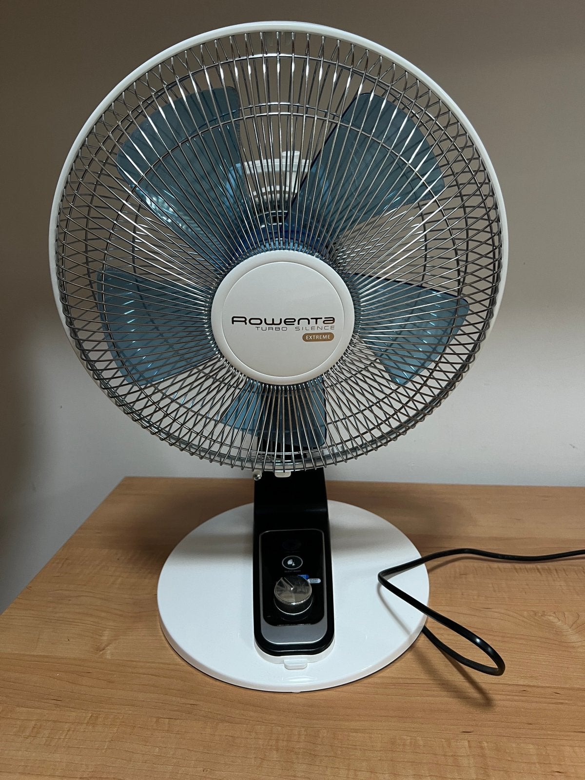Rowenta table fan, Elektronische apparatuur, Ventilatoren, Ophalen, Zo goed als nieuw
