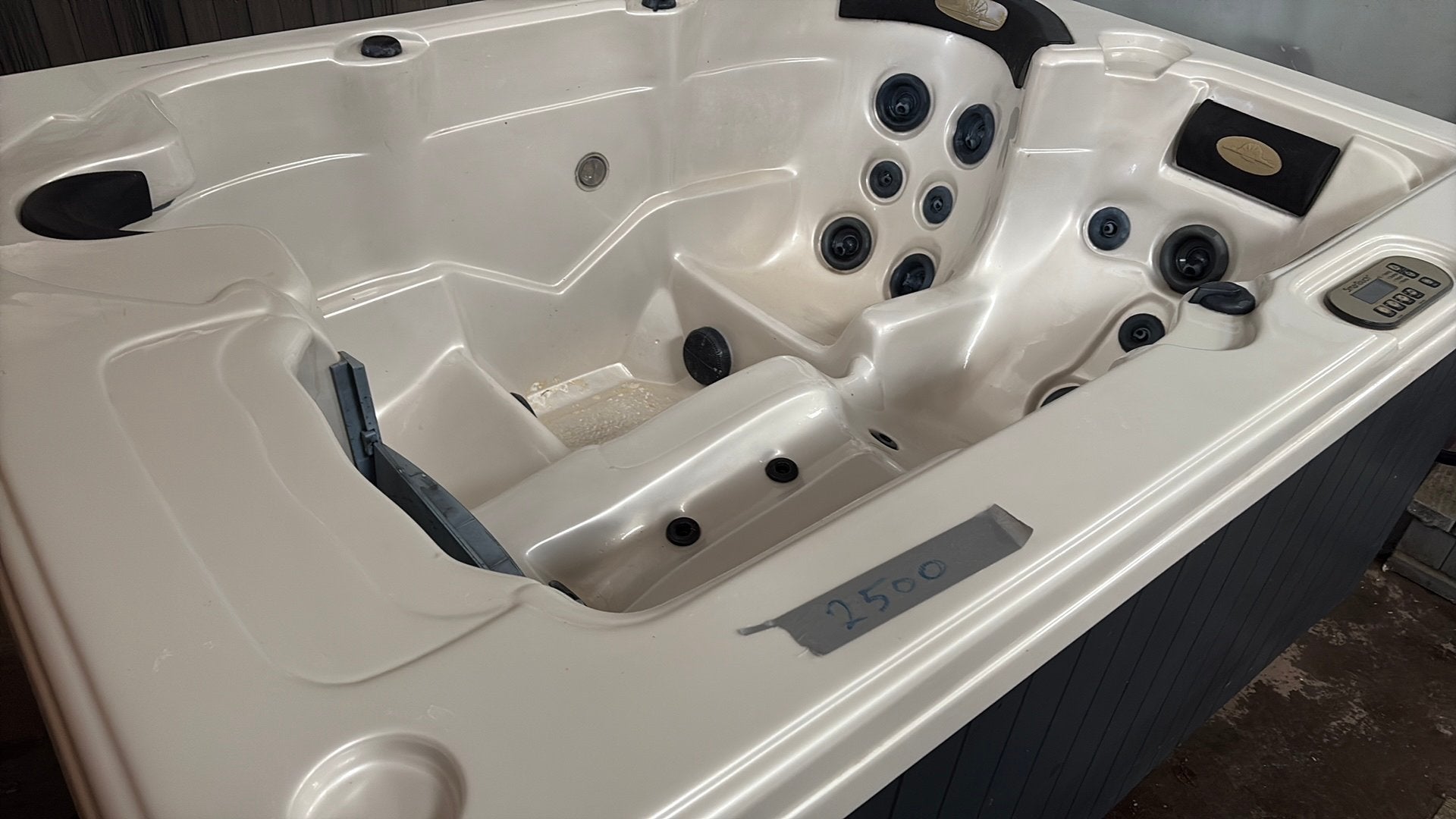 Jacuzzi 2 pers te koop met een jaar garantie, Enlèvement, Comme neuf