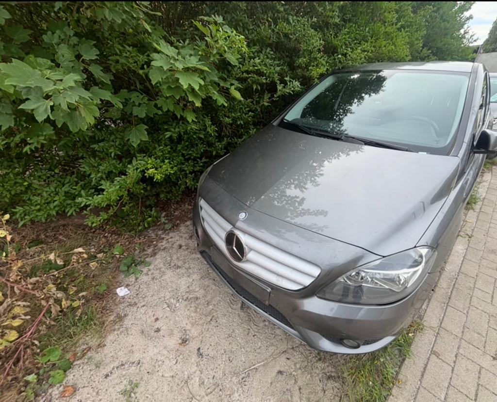 Mercedes B klasse 2013 benzine euro 6, Autos, Argent ou Gris, Achat, Euro 6, Boîte manuelle