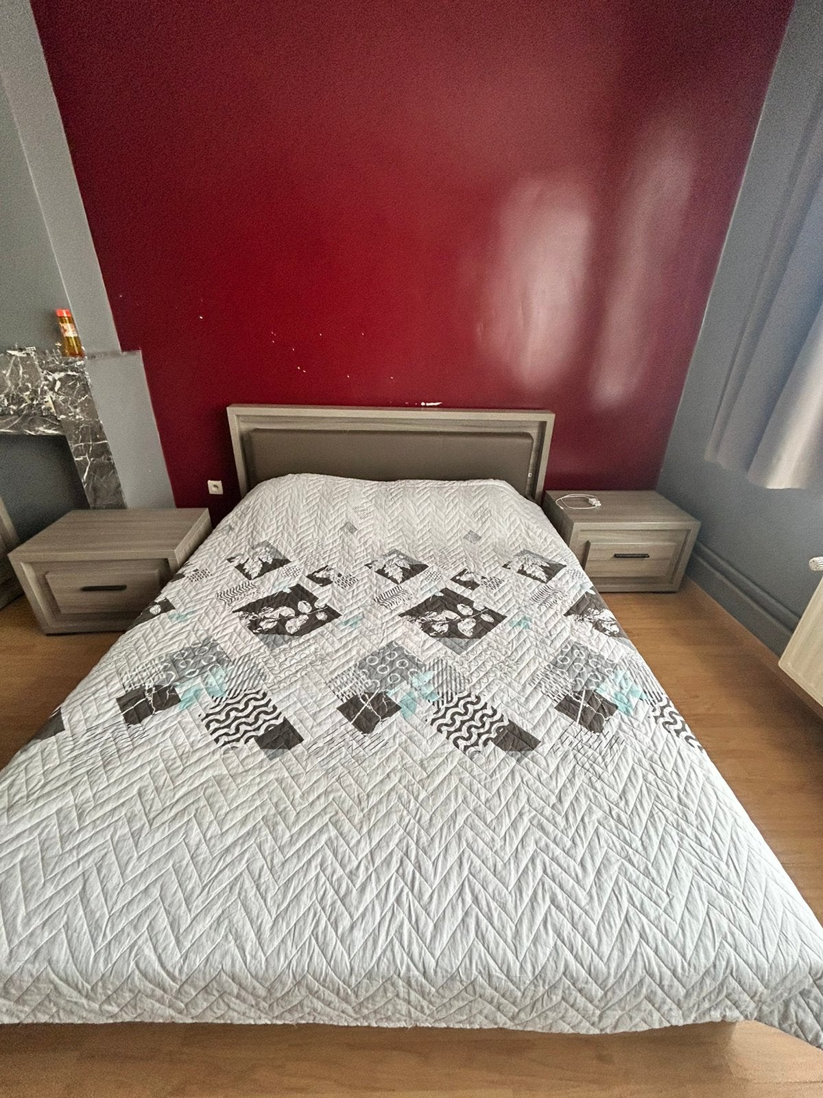 Bed, Huis en Inrichting, Slaapkamer | Complete slaapkamers, Zo goed als nieuw, Ophalen
