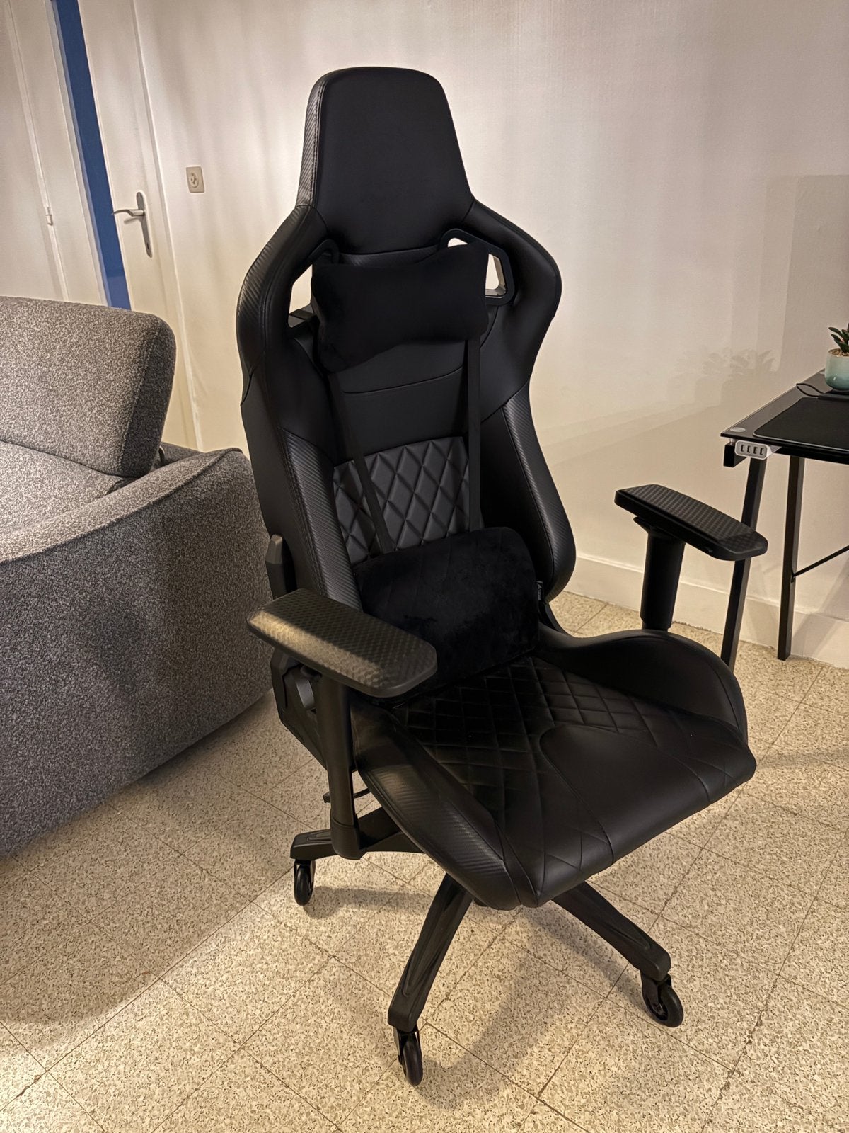 Corsair T1 Leder, Huis en Inrichting, Bureaustoelen, Ophalen, Zwart, Zo goed als nieuw, Gaming bureaustoel