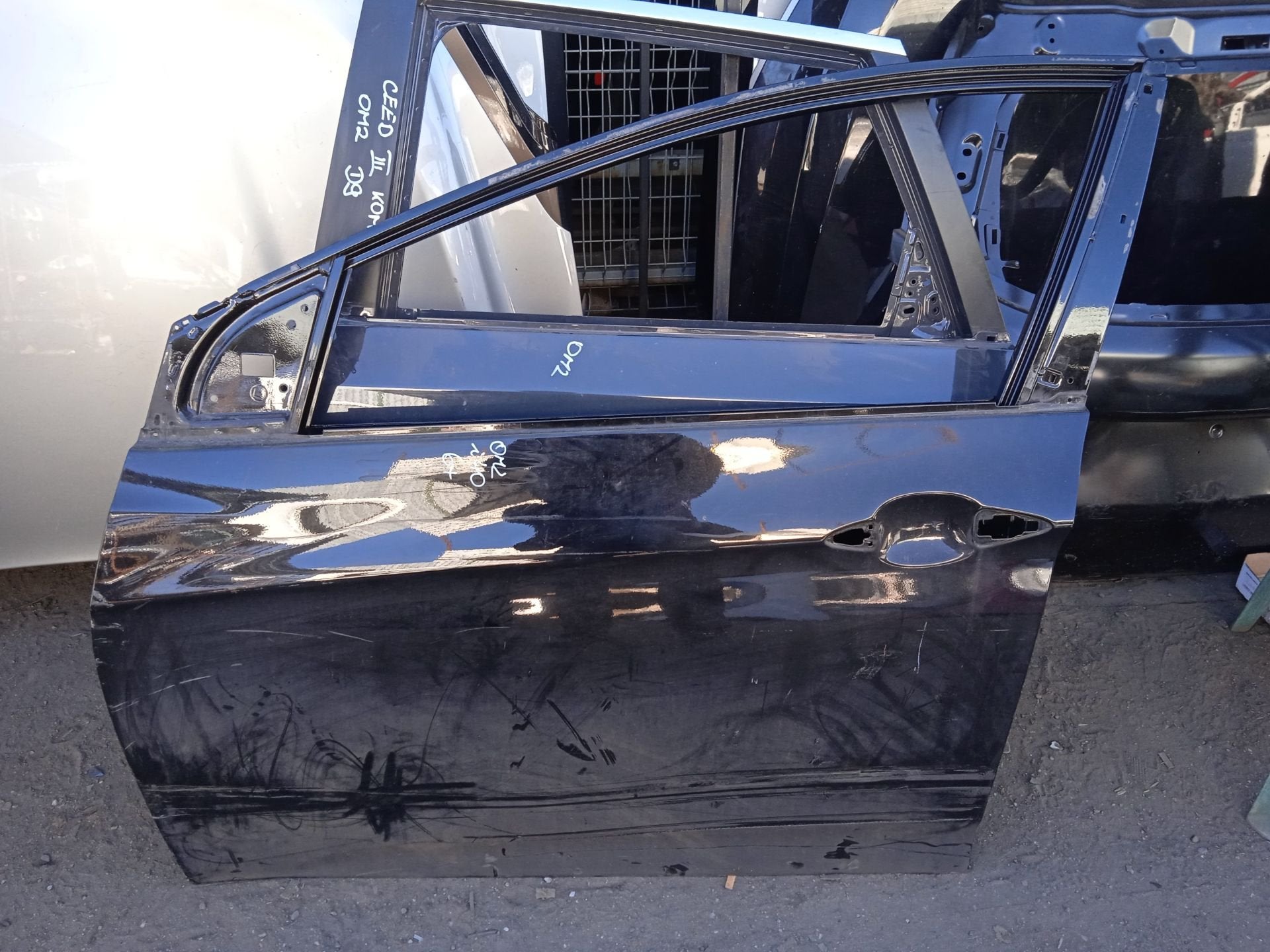 Hyundai i40 Portier Links i40, Gebruikt, Heolleung-ro 12
06797  Seoul, Deur, Info@hyundai.com