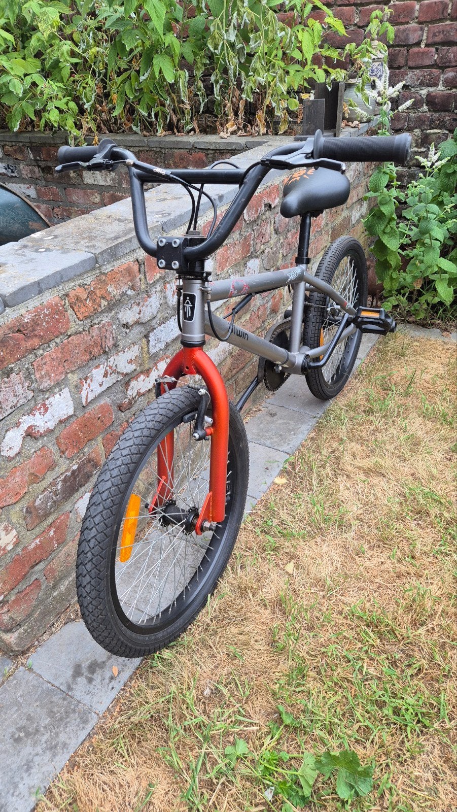 Kinderfiets BMX Decathlon 20 inch, Fietsen en Brommers, Ophalen, Zo goed als nieuw, Velgrem, 20 inch