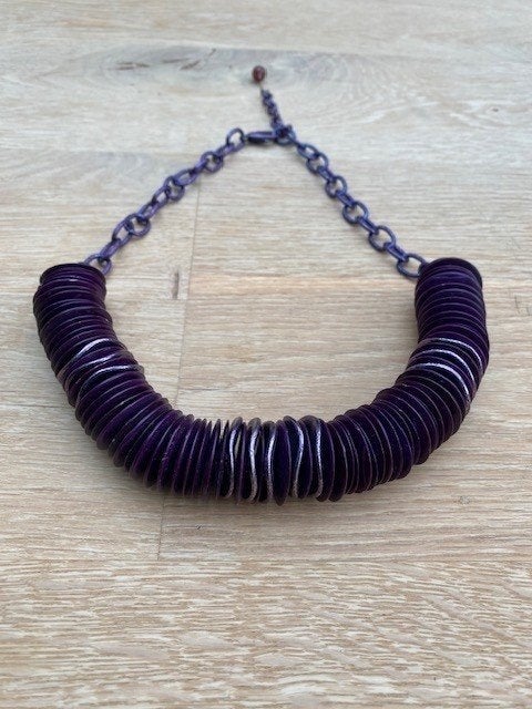 Prachtige Paarse halsketting – Nieuw!, Handtassen en Accessoires, Kettingen, Ophalen of Verzenden, Nieuw, Paars
