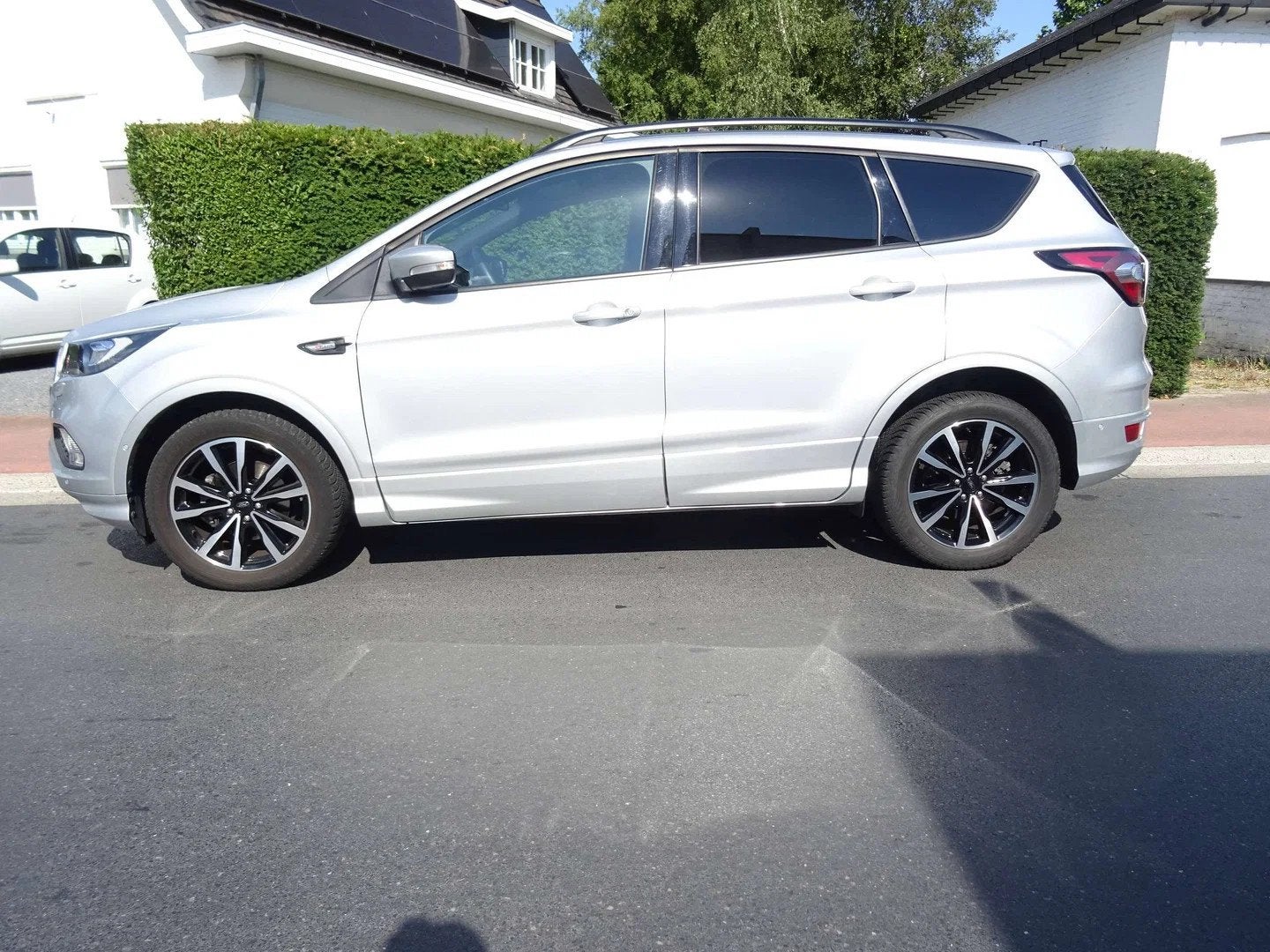 Ford Kuga Kuga 1.5 EcoBoost FWD ST Line (EU6.2), Autos, Argent ou Gris, Achat, Entreprise, Boîte manuelle