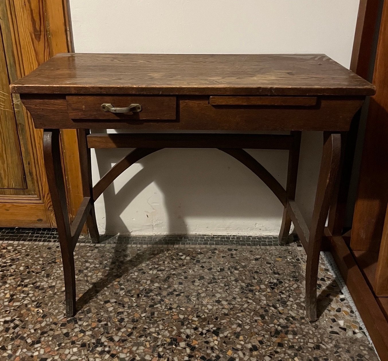 Petite table en bois avec tiroir + tablette coulissante, Enlèvement, Utilisé