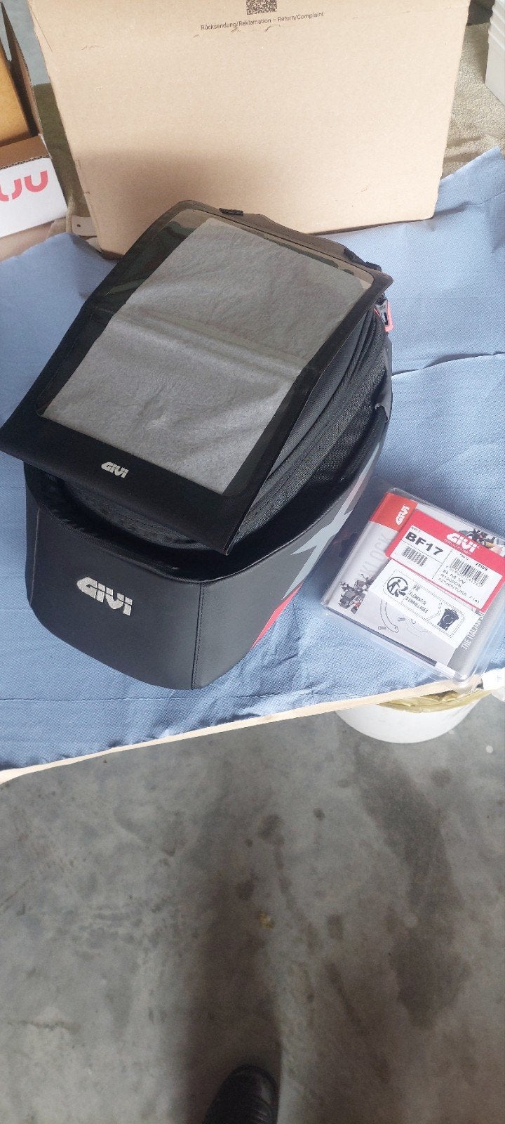 Sacoche de réservoir Givi avec anneau, Motos, Enlèvement