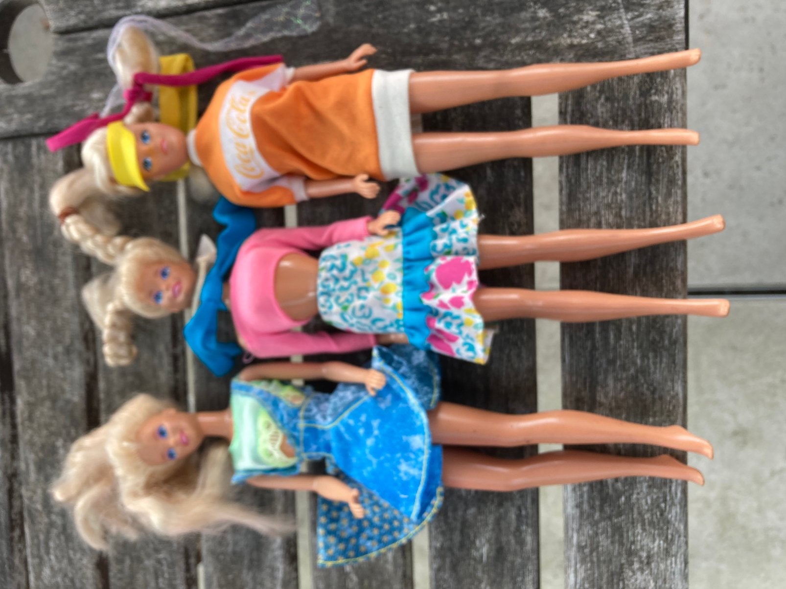 3 barbies uit de jaren ‘90, Ophalen, Gebruikt