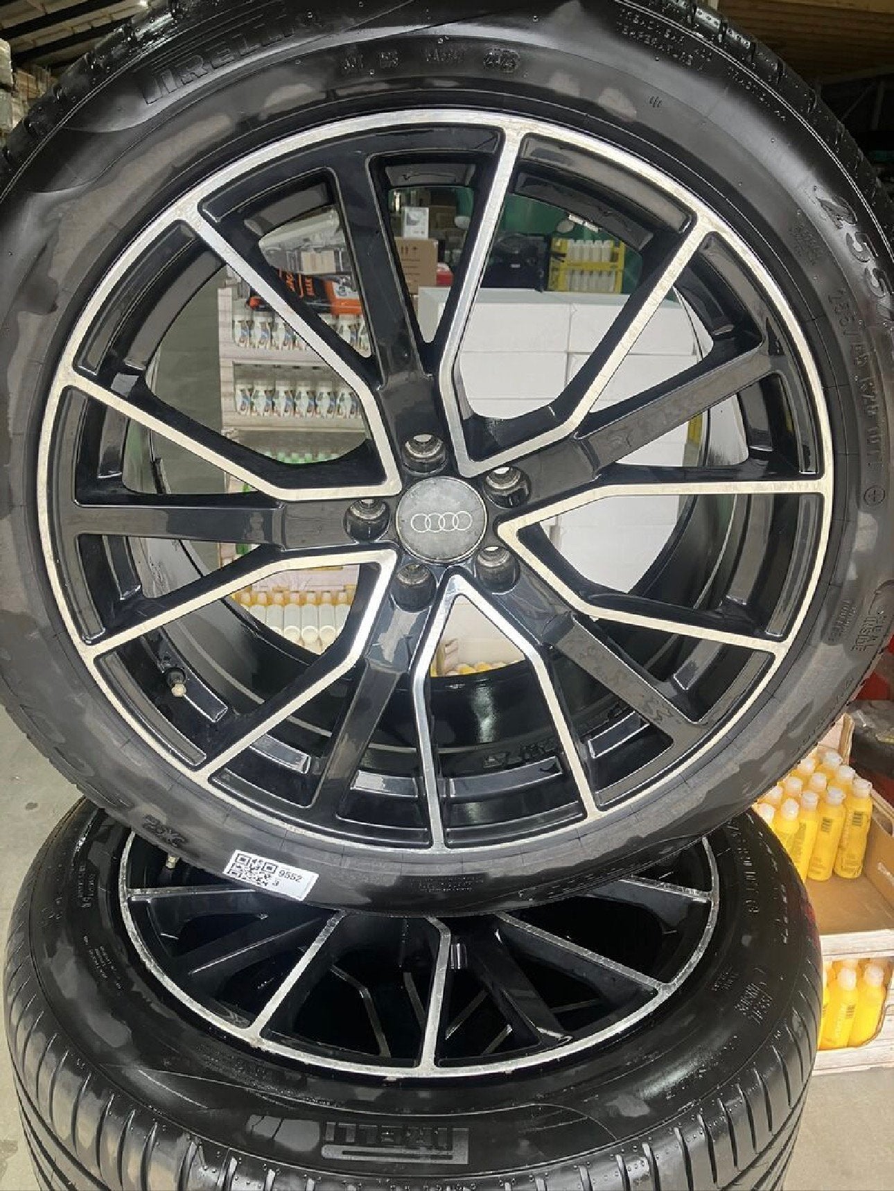 Audi Q5 velgen + Pirelli banden, Auto-onderdelen, Ophalen, Band(en)