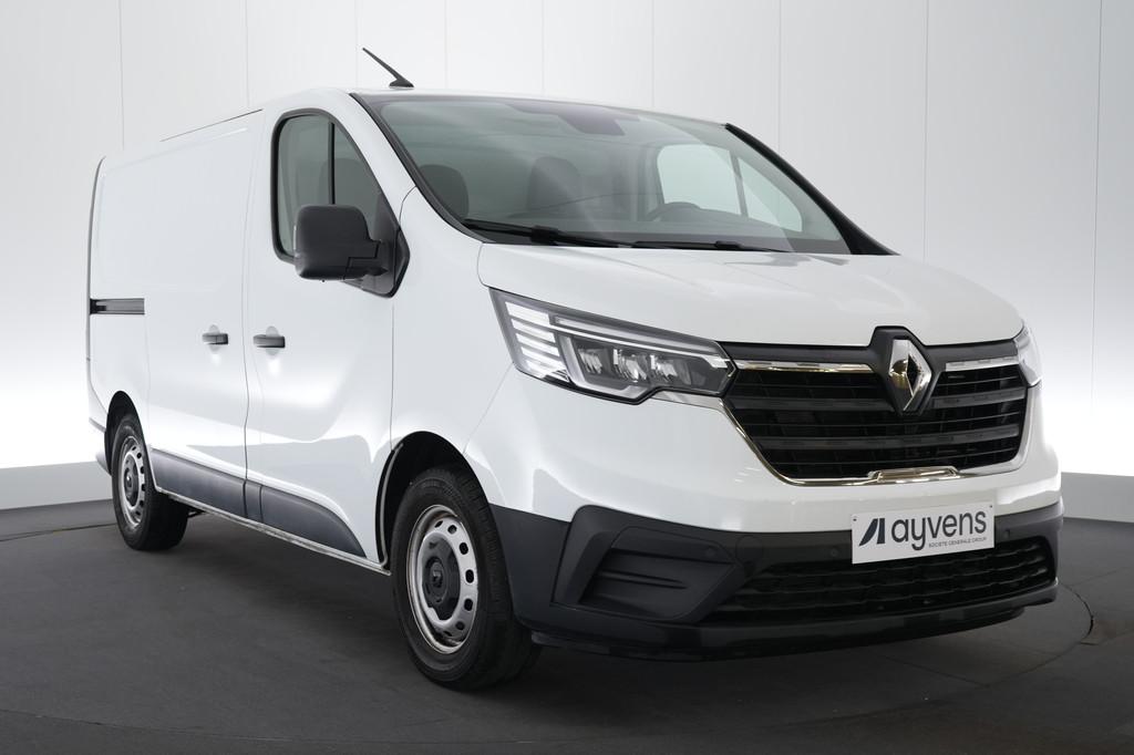 (2DKZ831) RENAULT TRAFIC, Auto's, Voorwielaandrijving, Monovolume, Gebruikt, Euro 6