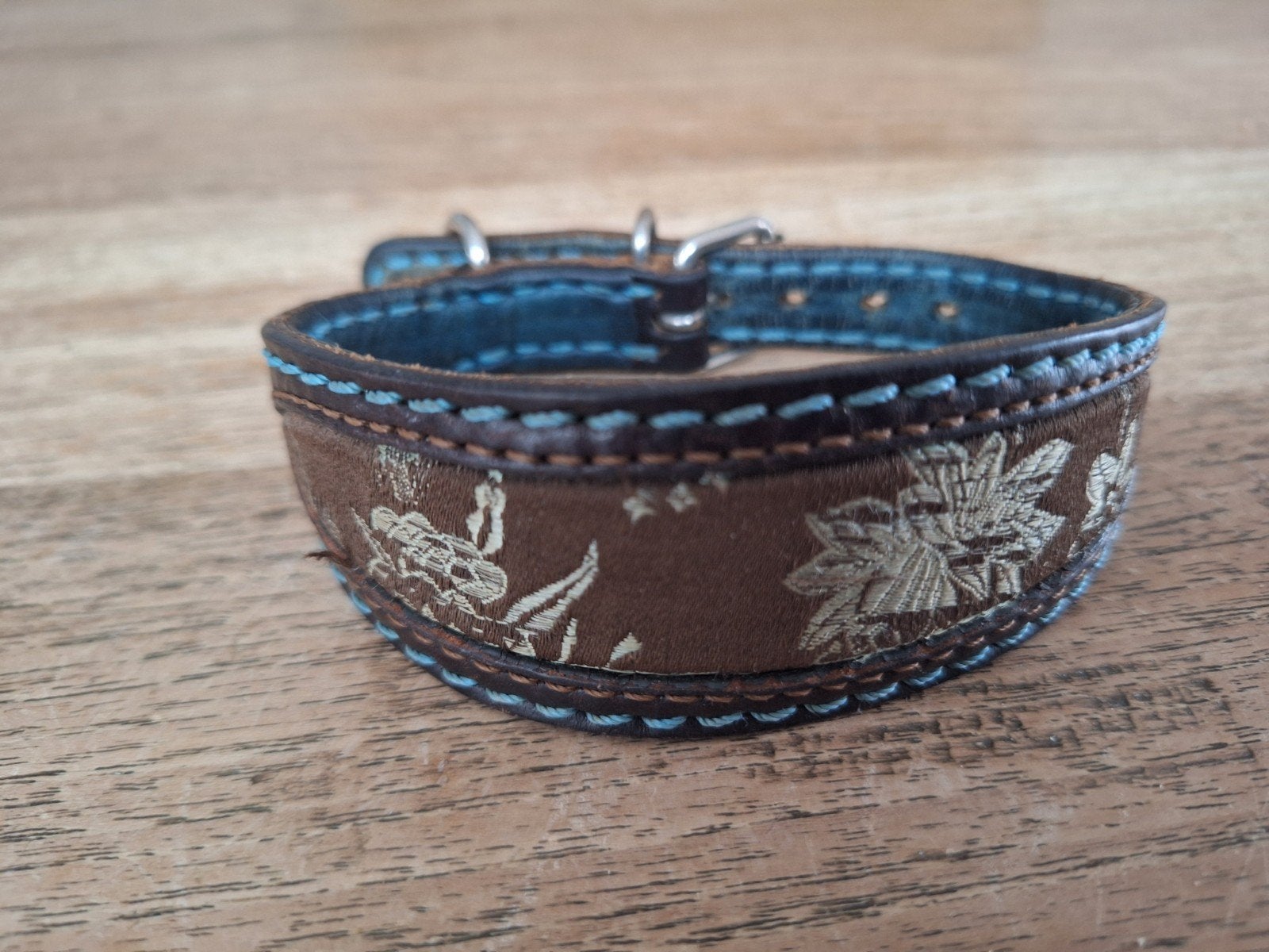 Halsband Italiaanse windhond, Ophalen