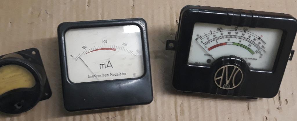 Oude elektrische meters, Verzamelen, Elektronische Apparatuur, Ophalen of Verzenden, Audio en Video