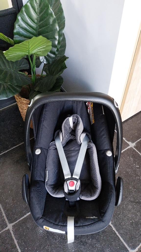 Maxi cosy, Enfants & Bébés, Sièges auto, Ceinture de sécurité, Mode veille, Comme neuf, Enlèvement