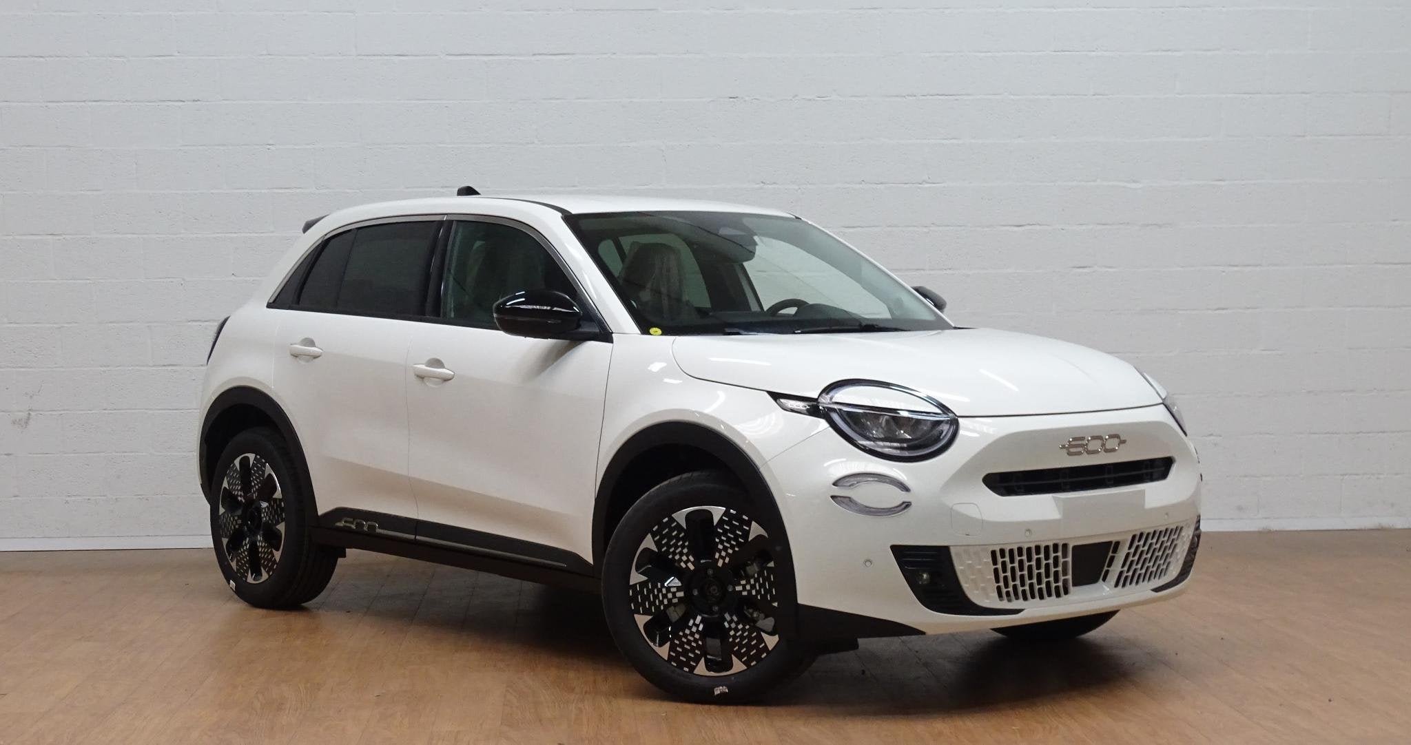 Fiat 600 1.2 Hybrid 136cv DCT La Prima (automatique), Autos, 145 ch, Achat, Entreprise, 109 g/km