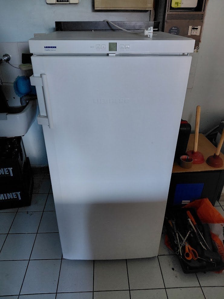 Diepvries Liebherr, Elektronische apparatuur, Gebruikt, 140 tot 160 cm, Ophalen, Vrieskast