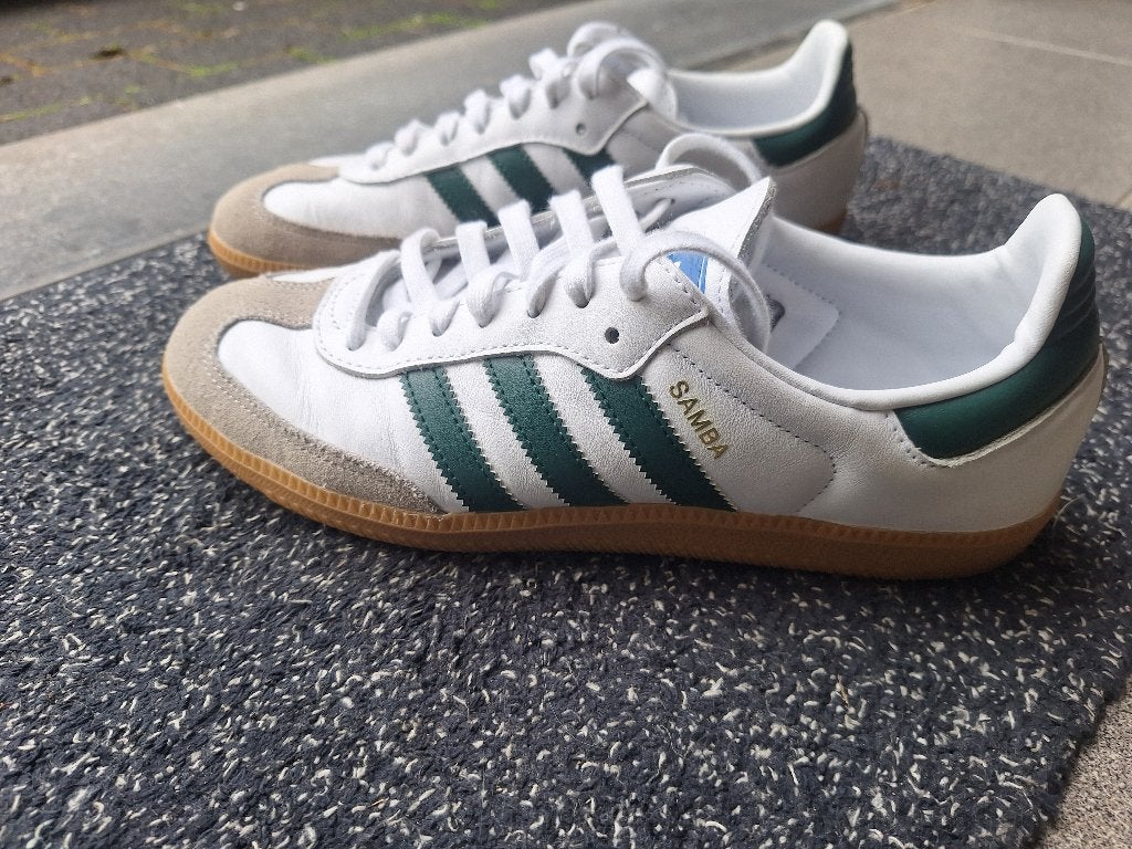 Adidas Originals Samba, Wit, Ophalen of Verzenden, Zo goed als nieuw, Adidas