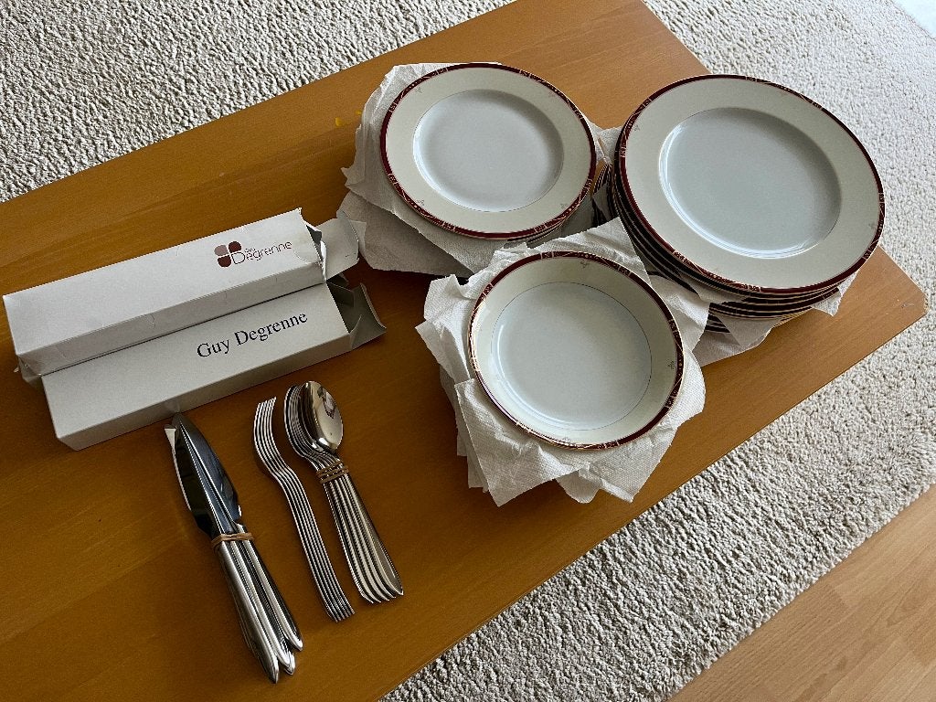 Service en porcelaine de Limoges, Enlèvement