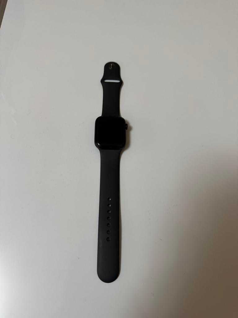 Apple Watch SE 2 44mm (100%), Handtassen en Accessoires, Smartwatches, Ophalen of Verzenden, Conditie, Nieuw, IOS