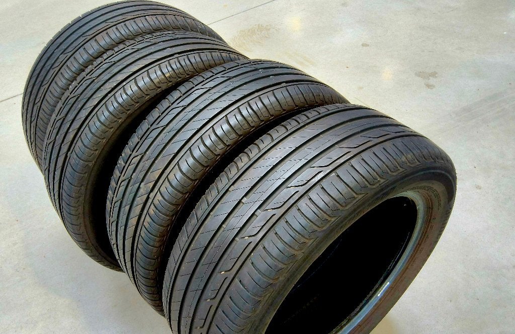 4 pneus été Bridgestone 215/55-17, Ophalen, 17 inch, Band(en), Zomerbanden