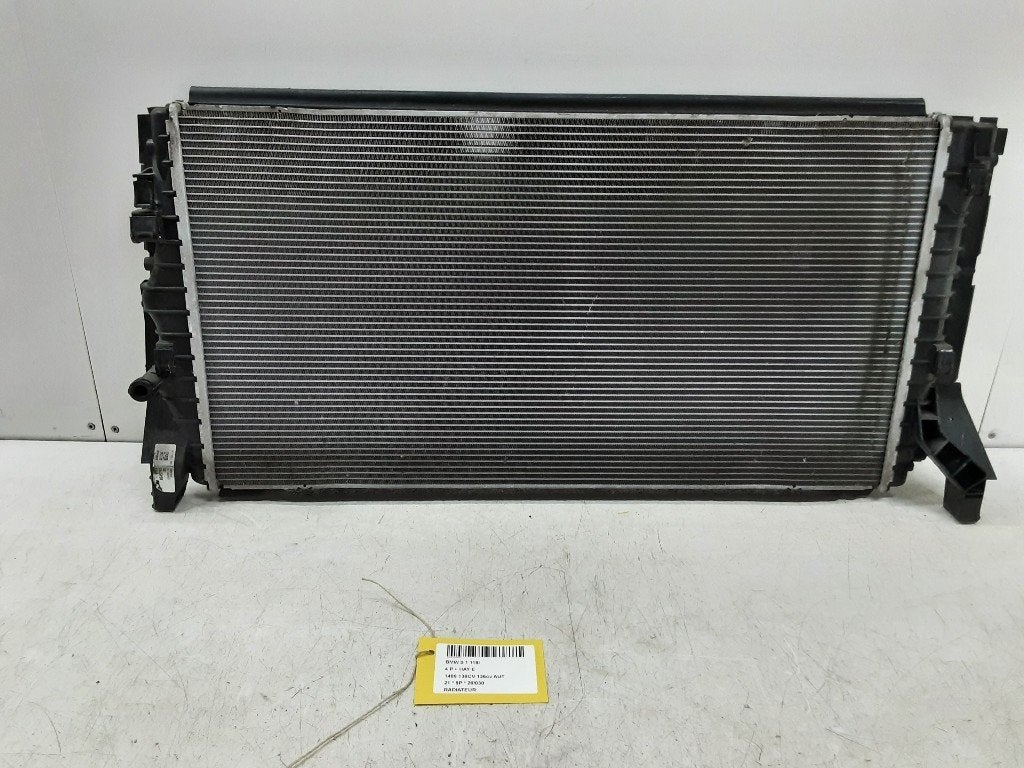 RADIATEUR EAU BMW 1 serie (F40) (01-2019/-) (1711864578305), Utilisé, BMW, Petuelring 130
80809  München, DE, Bayerische Motoren Werke AG