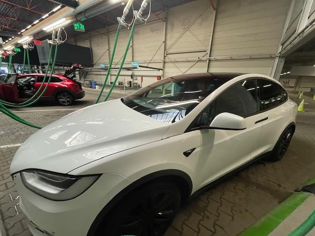 Tesla Model X 90D - SC01 gratis supercharger, Auto's, Tesla, Automaat, Model X, Zwart, Leder en Stof