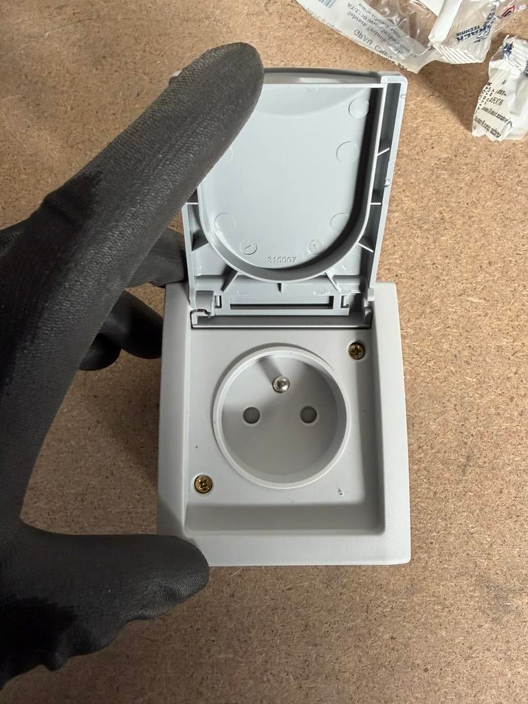 Stopcontacten Schrack VISIO IP54 EV211005, Ophalen