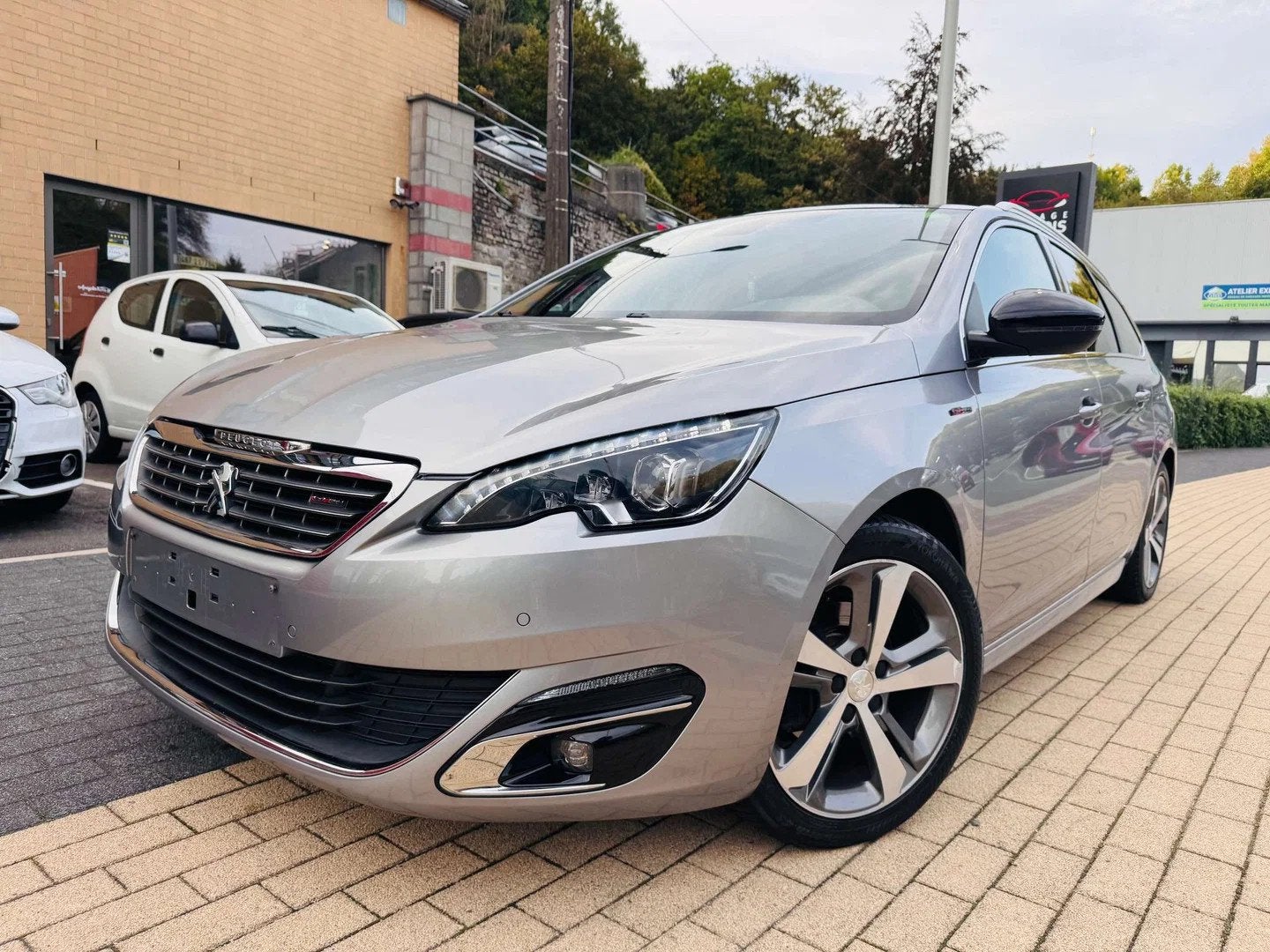 Peugeot 308 308 SW 1.6 BlueHDi GT Line, Argent ou Gris, Achat, Entreprise, 85 kW