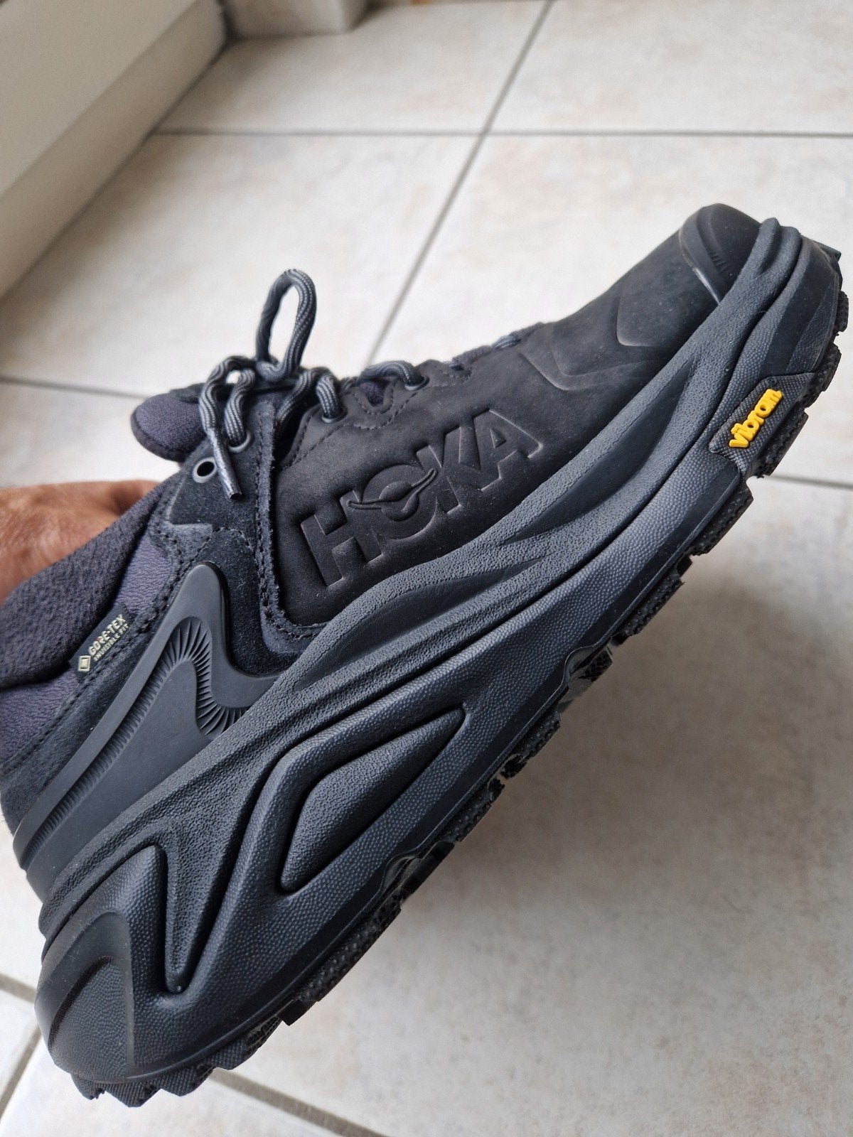 Hoka wandelschoenen: NP=210€ (42), Kleding | Heren, Schoenen, Ophalen, Wandelschoenen
