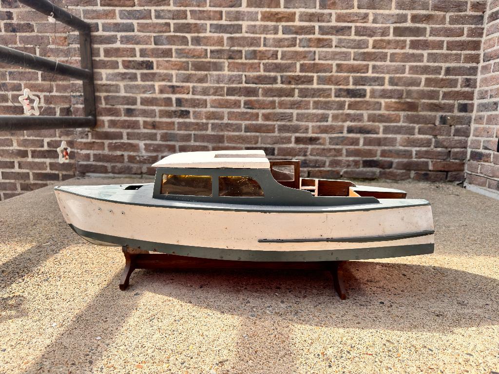 Vintage houten werkboot–uniek design object met karakter, Ophalen