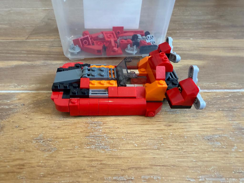 lego creator - Red rotors - 31003, Kinderen en Baby's, Speelgoed | Duplo en Lego, Lego, Ophalen of Verzenden, Zo goed als nieuw
