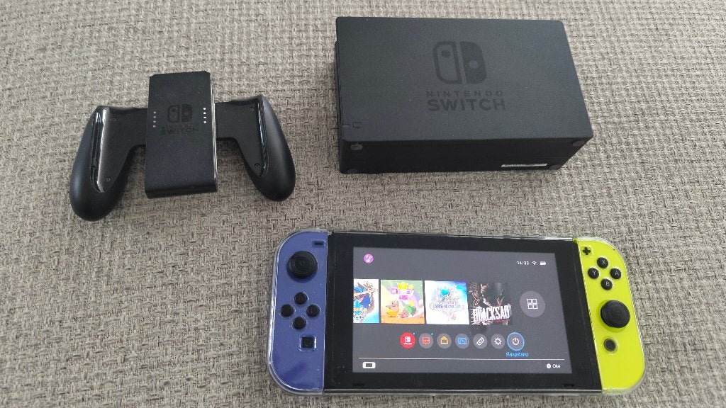 Nintendo Switch v1 2017 Model HAC001 (Jailbreakable) + 1game, Consoles de jeu & Jeux vidéo, Consoles de jeu | Nintendo Switch