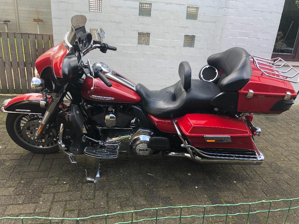 Harley Davidson FLHTK Ultra Limited Full option, Cruise Control, 2 cilinders, 1690 cc, Particulier