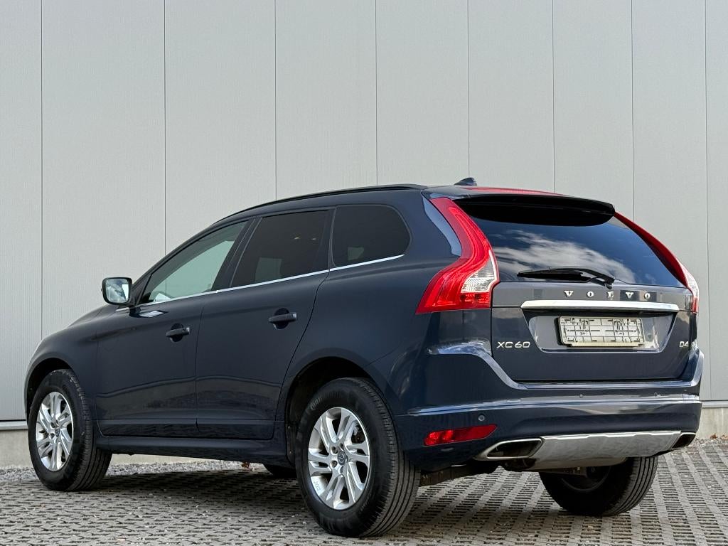 Volvo XC60 2.0 D4 Geartronic TV Camera Dodehoek AdapCruise, Auto's, 4 cilinders, 1969 cc, Blauw, 124 g/km