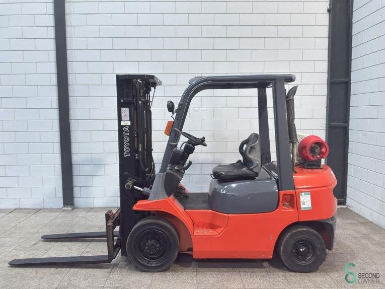 Toyota 7FGF25, 2000 à 3000 kg, LPG, Chariot élévateur, Toyota