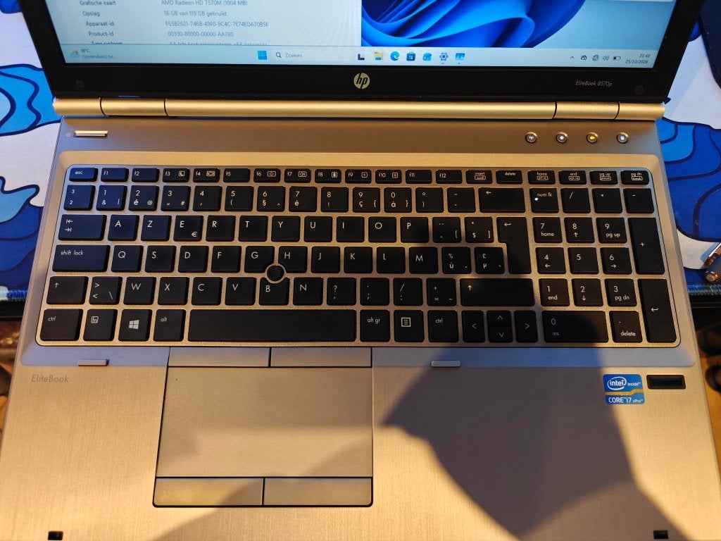 HP EliteBook 8570p (i7, 8GB, SSD, AMD Radeon), Computers en Software, Gebruikt, Met videokaart, 2 tot 3 Ghz, 15 inch