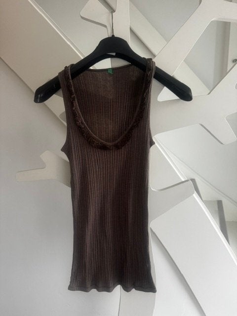 Top marron à volants Benetton taille S neuf, Enlèvement ou Envoi, Neuf, Taille 36 (S)
