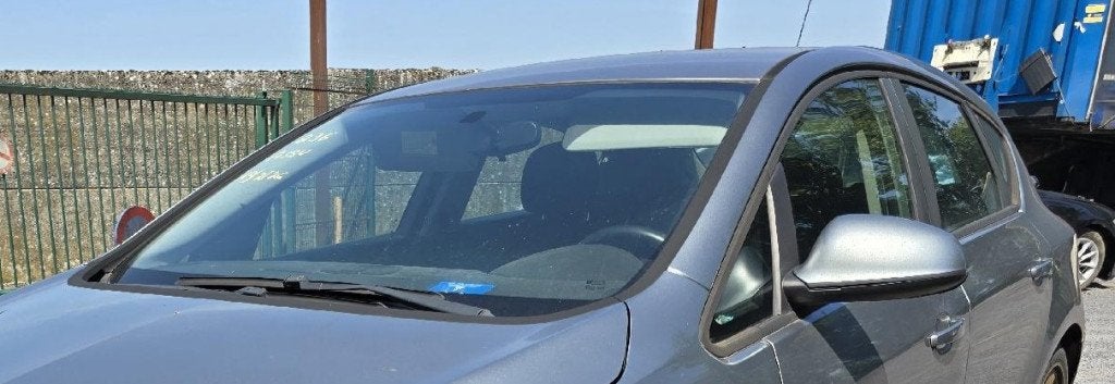 Pare brise sans capteur Opel Astra J 2010-2012 LP/15554, Ophalen, Gebruikt, Opel