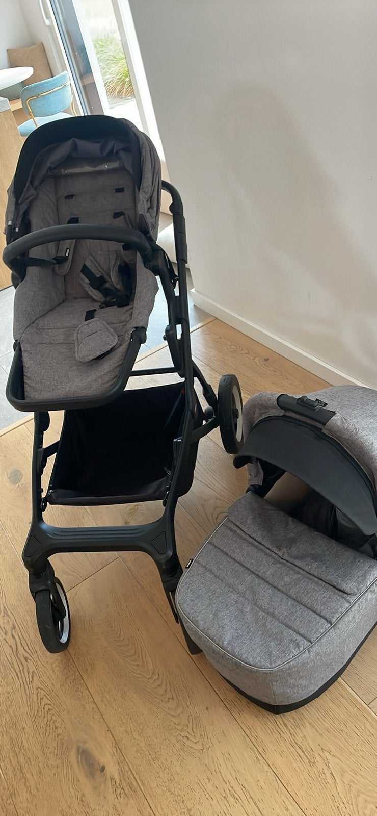Buggy Thule Sleek, Kinderen en Baby's, Buggy's, Ophalen, Zo goed als nieuw, Regenhoes