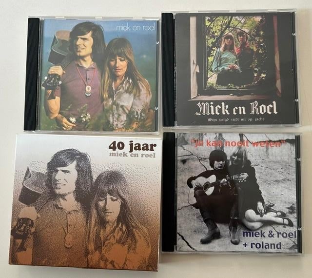 3CD BOX MIEK EN ROEL 40 JAAR ROLAND KLEINKUNST NEDERLANDS, Enlèvement ou Envoi, Comme neuf, Pop