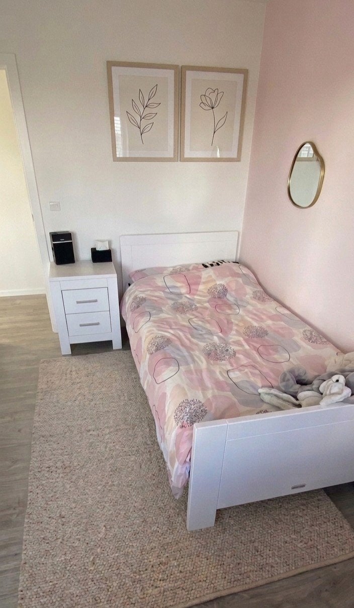 Lit simple BOPITA - avec sommier à lattes + matelas, Enlèvement, Matelas