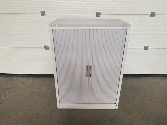 (42) Metalen half hoge rolluikkasten grijs met legplanken, Huis en Inrichting, Ophalen, Zo goed als nieuw
