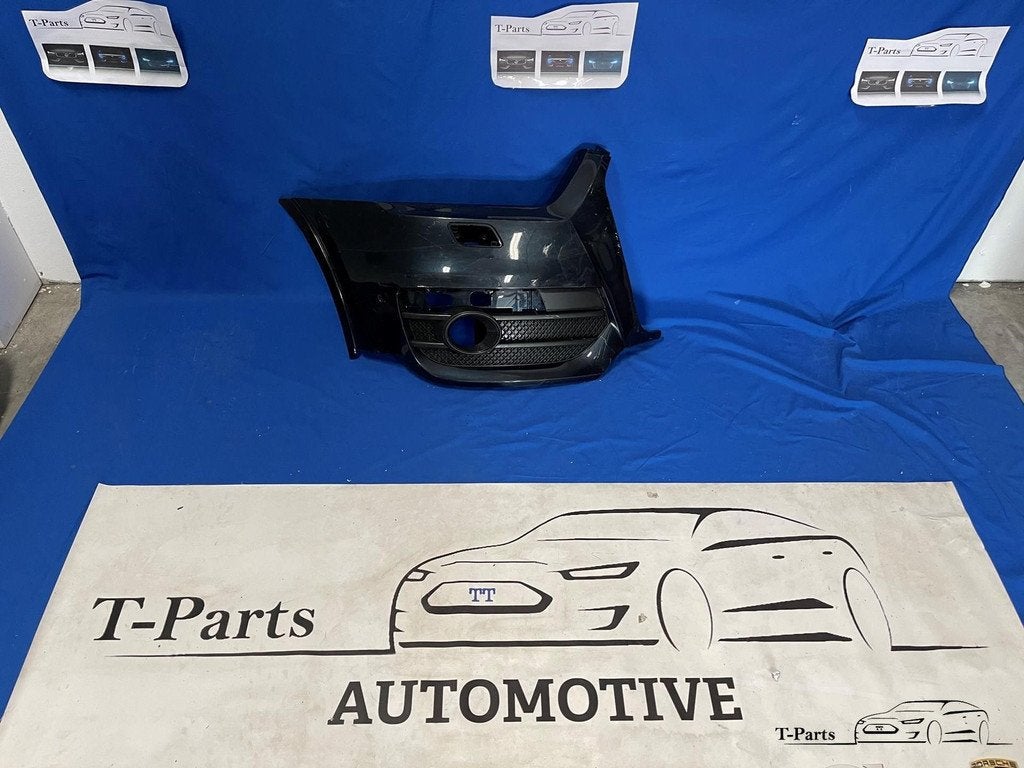 Audi Q3 voorbumper rechts 2012-2017, Gebruikt, AUDI AG, Auto-Union-Strasse 1
85045  Ingolstadt, DE, Audi
