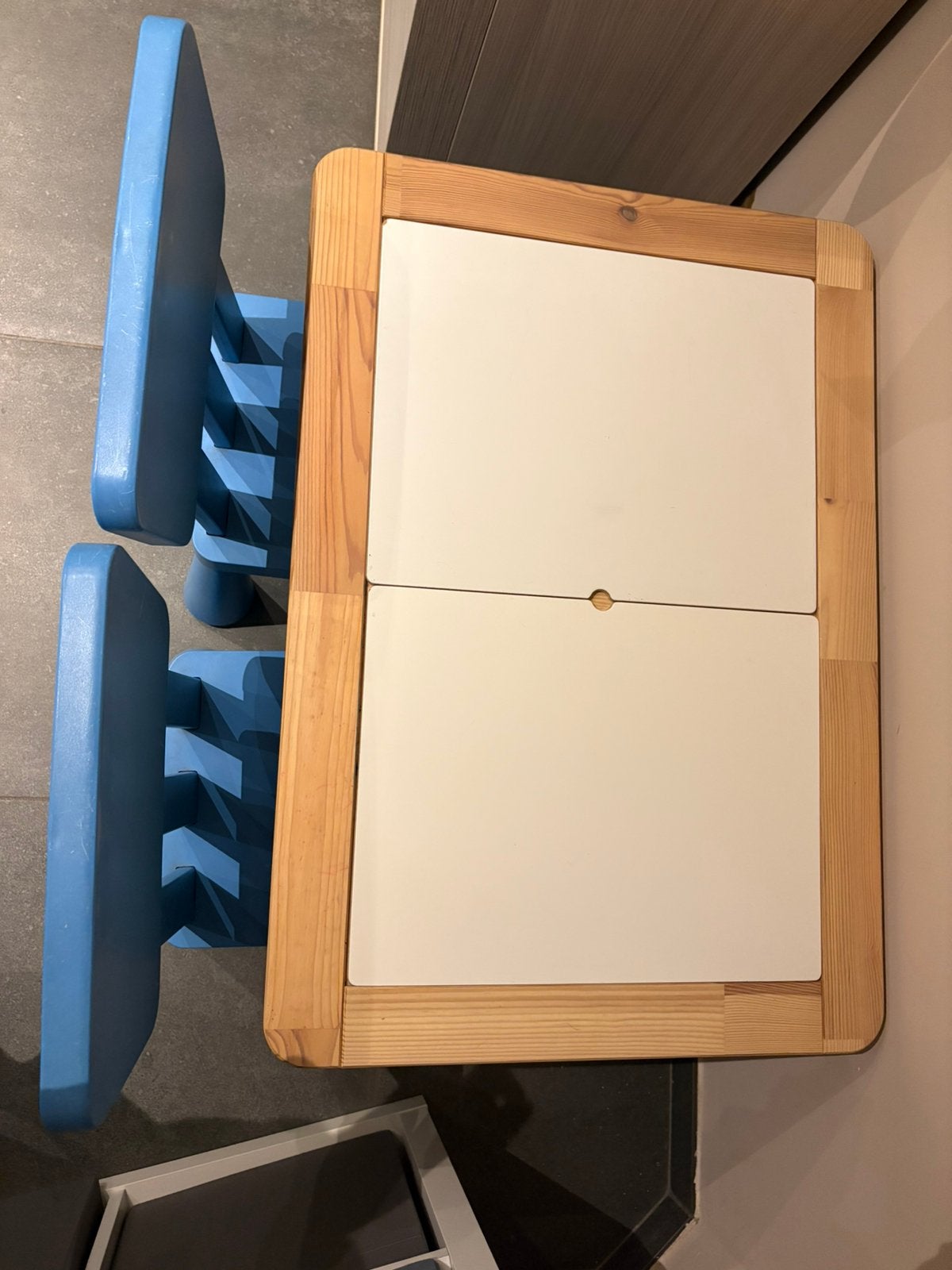 Kinder knutsel tafel, Ophalen, Gebruikt, Tafel(s) en Stoel(en)