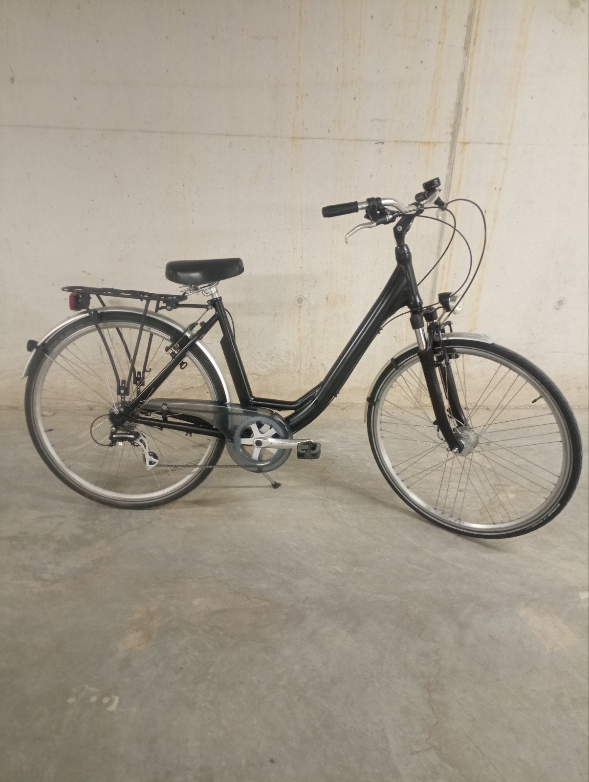 Dame fiets (perfect staat), Vélos & Vélomoteurs, Vélos | Femmes | Vélos pour femme, Autres marques, Vitesses, Frein sur jante