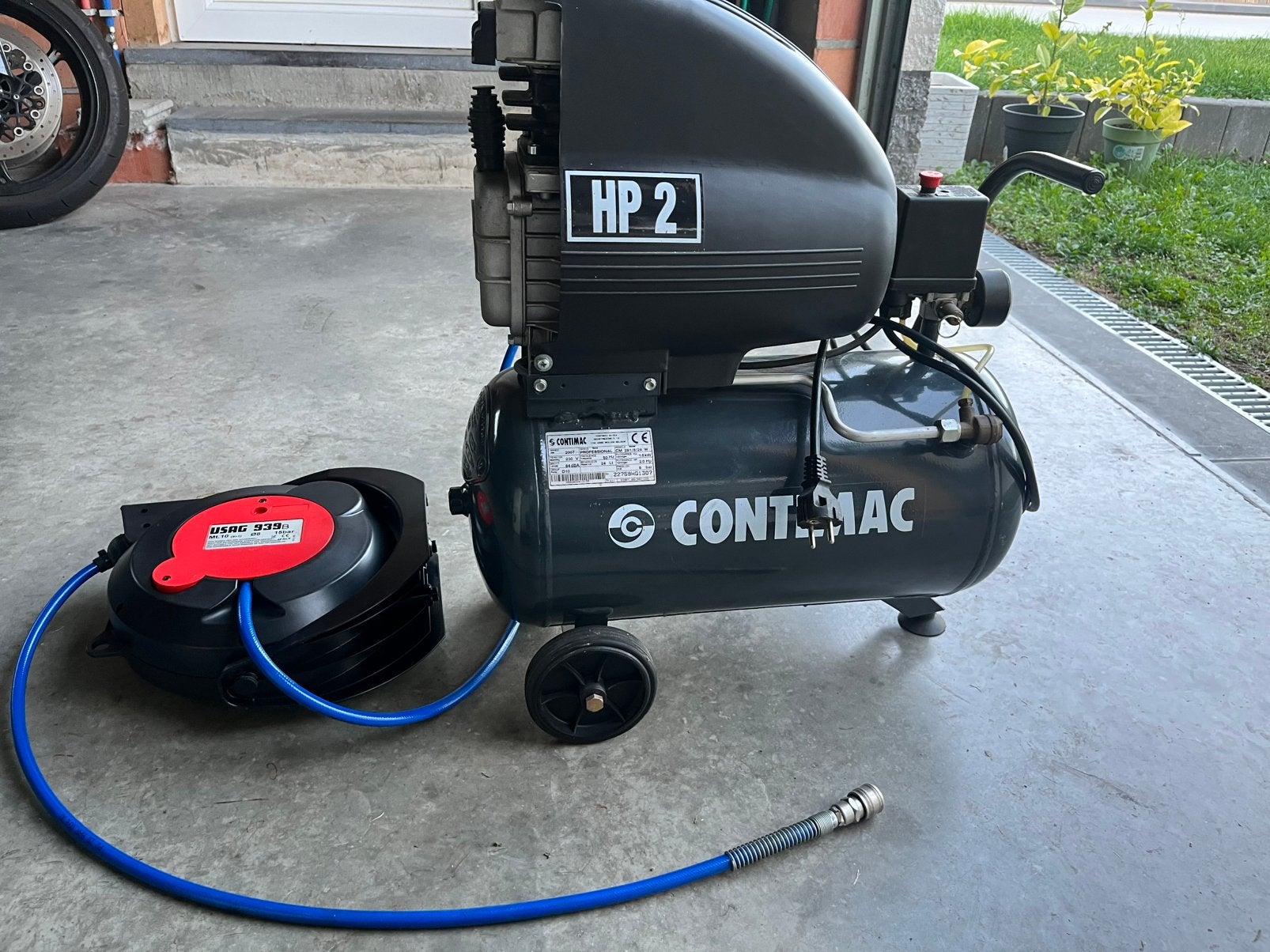 Contimac Compressor 24l met haspel., Doe-het-zelf en Bouw, Ophalen, Zo goed als nieuw