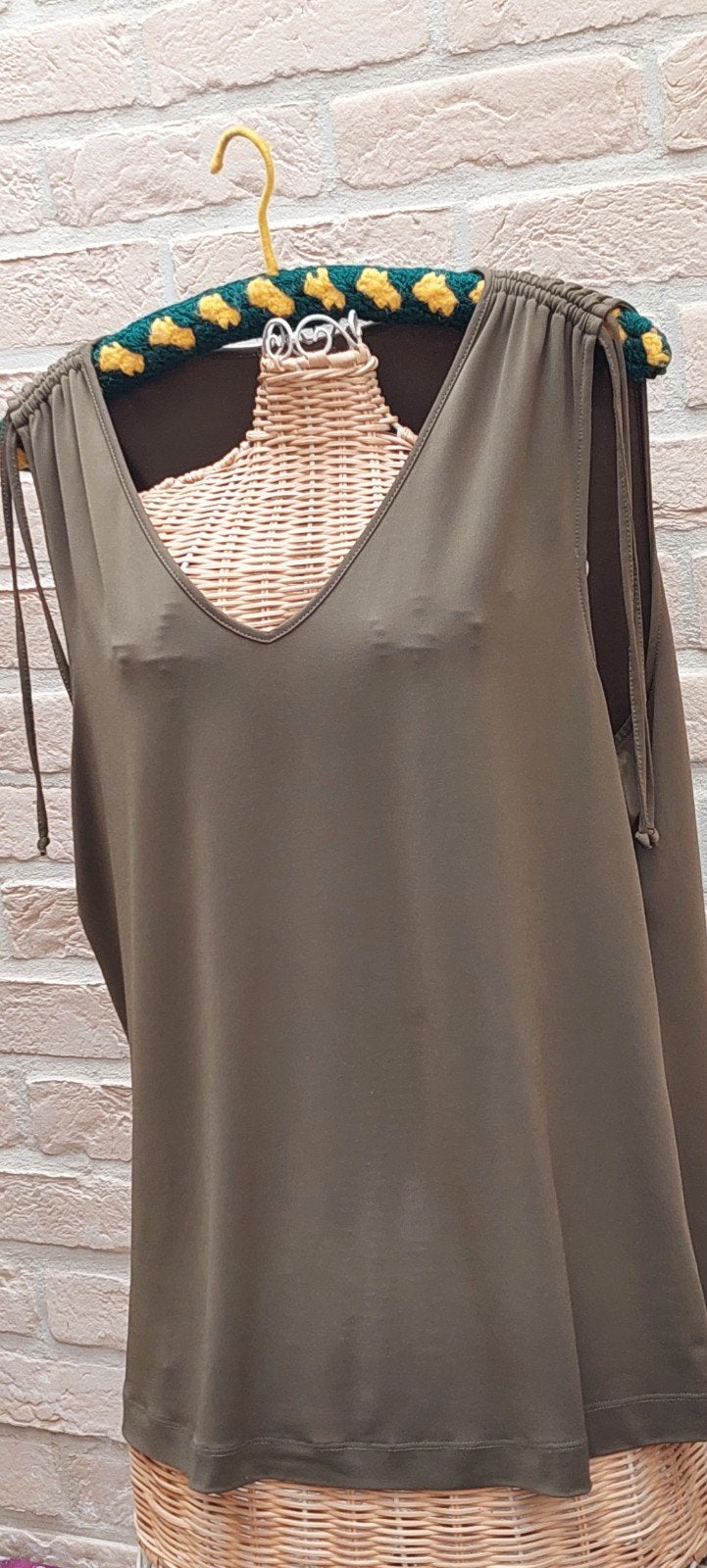 Topje maat 46 comme ca, Sans manches, Taille 46/48 (XL) ou plus grande, Enlèvement ou Envoi, Autres couleurs