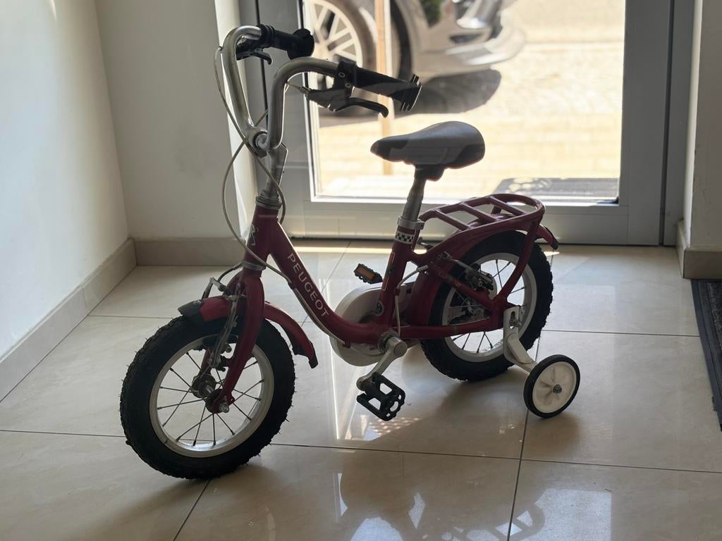 Kinderfiets met zijwieltjes Peugeot, Ophalen, Zo goed als nieuw, Zijwieltjes